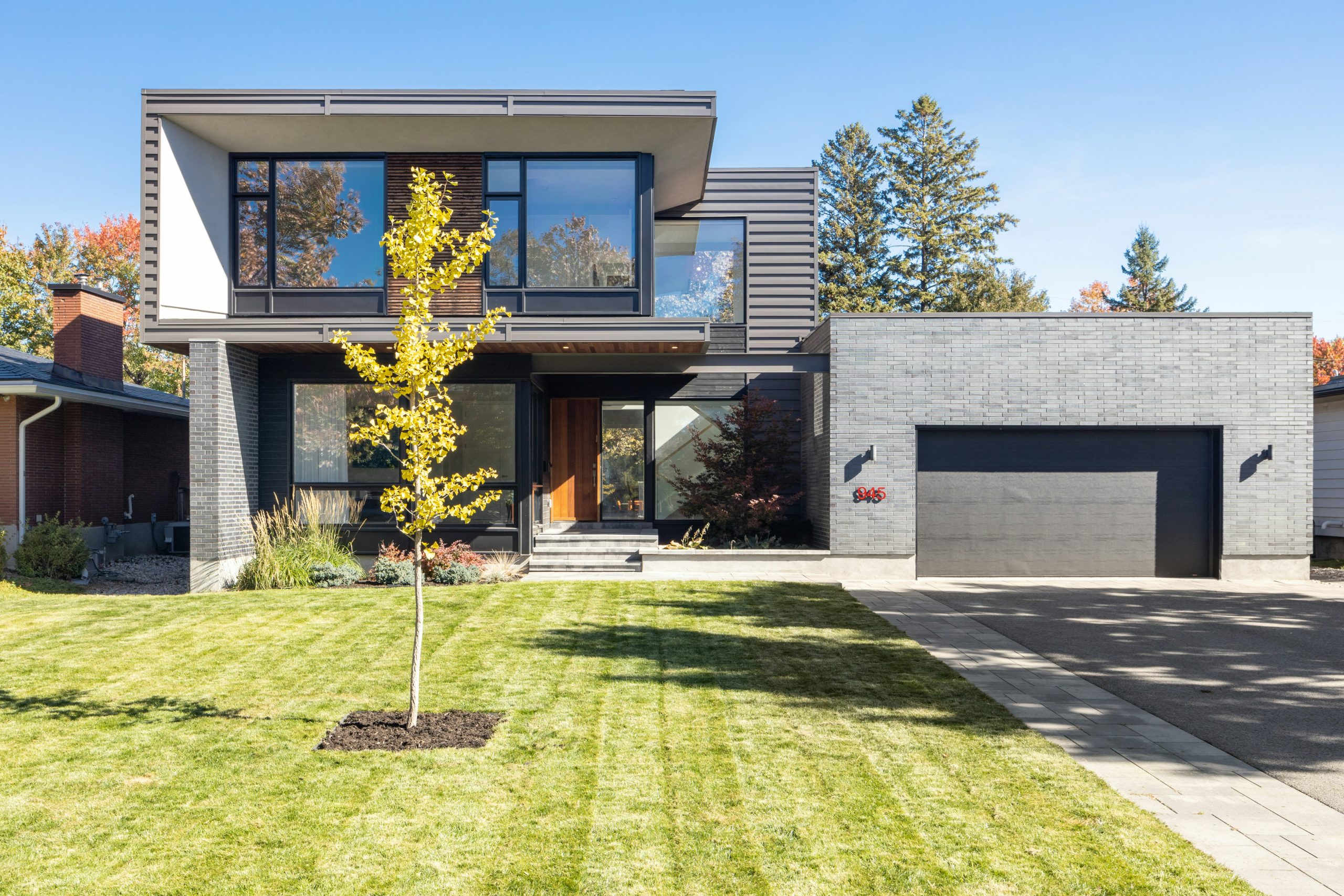 Home point3d commercial imaging ltd 45 1tnd3k unsplash (1)